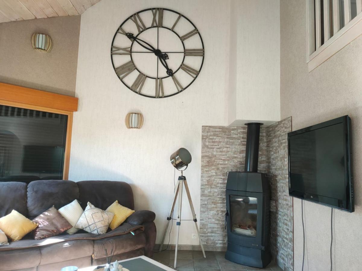 La Champagnolaise Villa Шампаньол Екстериор снимка